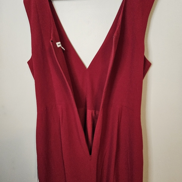 Dress The Population Sandra Elegant Garnet Red Sleeveless Gown Formal V-Neck - Picture 9 of 16